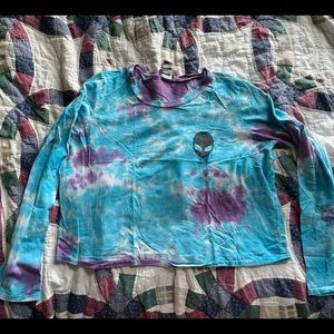 Tie-Dye Long Sleeve Crop Top